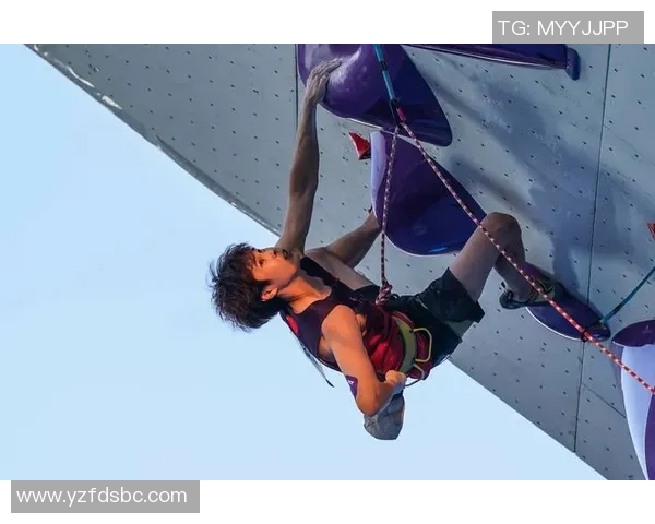 深圳攀岩队在极限运动世界杯中的团队协作表现深度点评与分析 深圳攀岩队在极限运动世界杯中的团队协作表现深度点评与分析