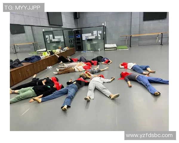 街舞战术解析：西安街舞队如何构建高效中路突破体系