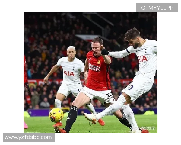 曼联与卡迪夫激战正酣直播盛况全程回顾与精彩瞬间分析