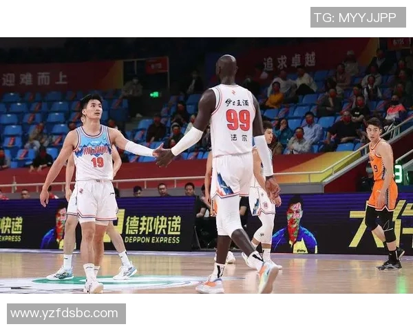 CBA上海队与新疆队赛前全面分析及双方近期状态对比 CBA上海队与新疆队赛前全面分析及双方近期状态对比